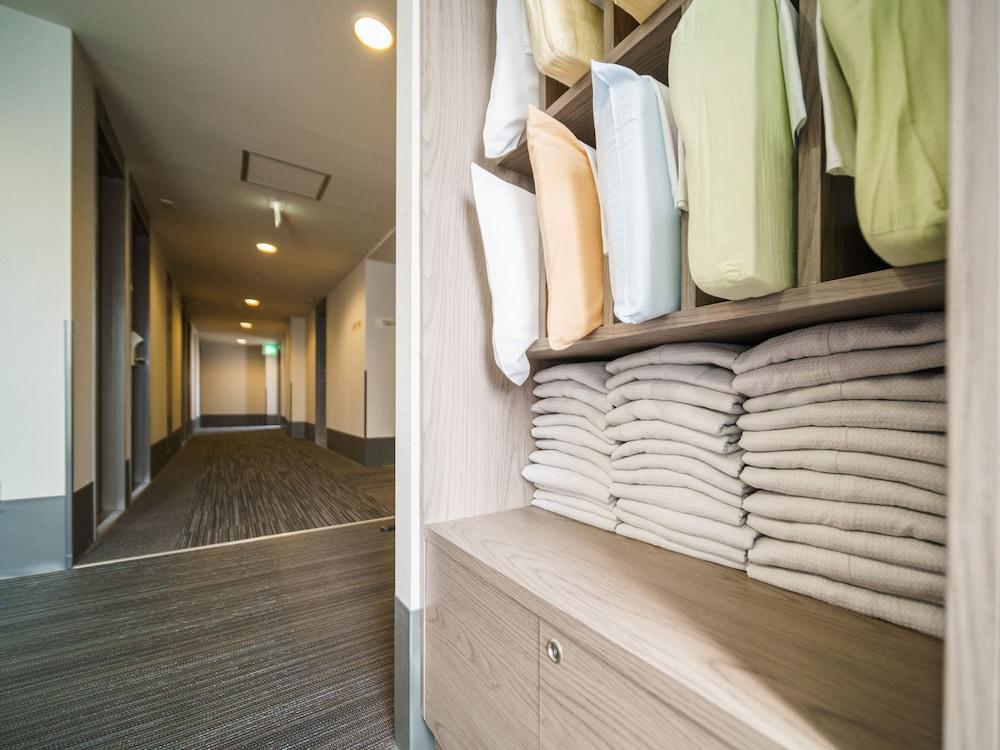 Super Hotel Yokohama Kannai Екстер'єр фото