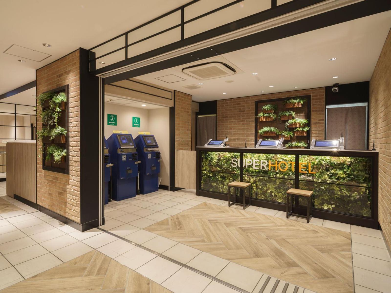 Super Hotel Yokohama Kannai Екстер'єр фото